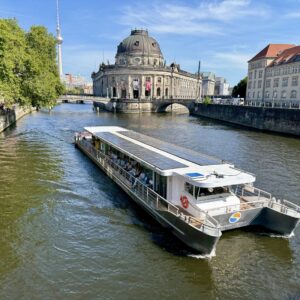 Museo Bode desde el río Spree
